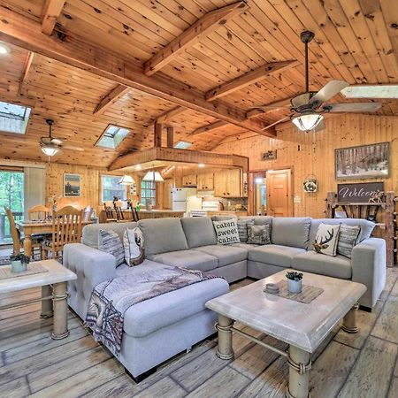 Cozy Lake Toxaway Cabin With Deck, Fire Pit And Grill! Εξωτερικό φωτογραφία
