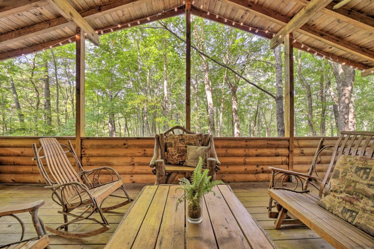Cozy Lake Toxaway Cabin With Deck, Fire Pit And Grill! Εξωτερικό φωτογραφία