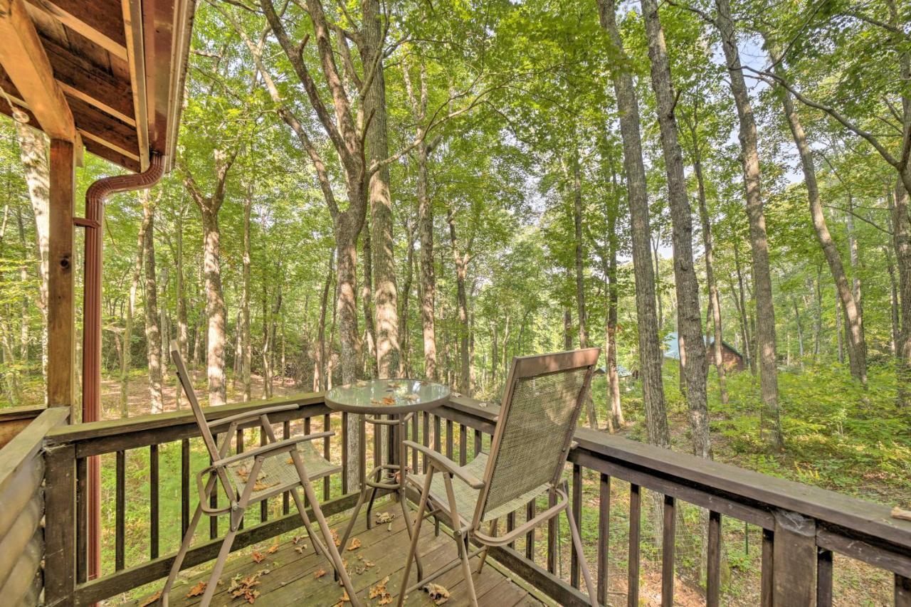 Cozy Lake Toxaway Cabin With Deck, Fire Pit And Grill! Εξωτερικό φωτογραφία