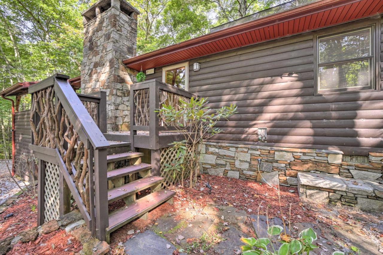 Cozy Lake Toxaway Cabin With Deck, Fire Pit And Grill! Εξωτερικό φωτογραφία